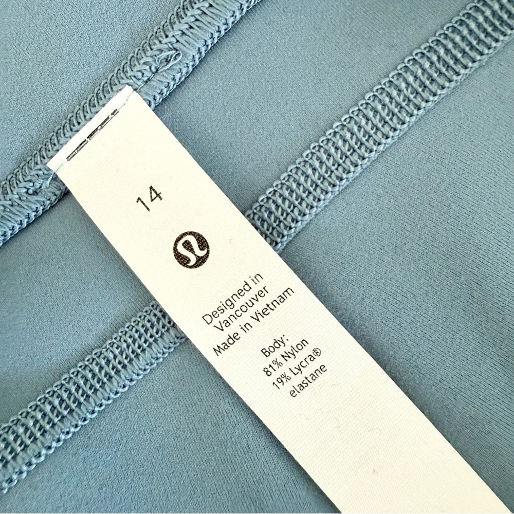 Lululemon Groove Super High Rise Flared Pants 30" Blue Sz 14 - Picture 8 of 10